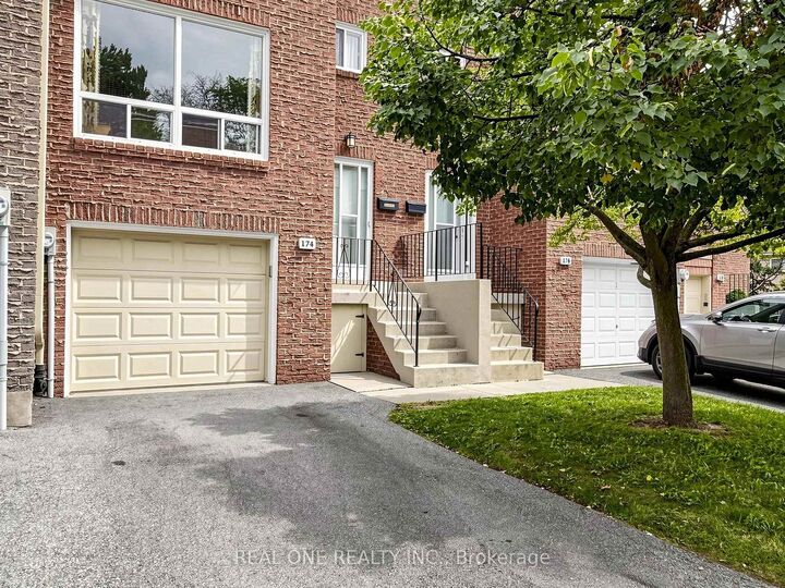 Property Photo:  174 Rusty Crestway N/A  ON M2J 2Y6 