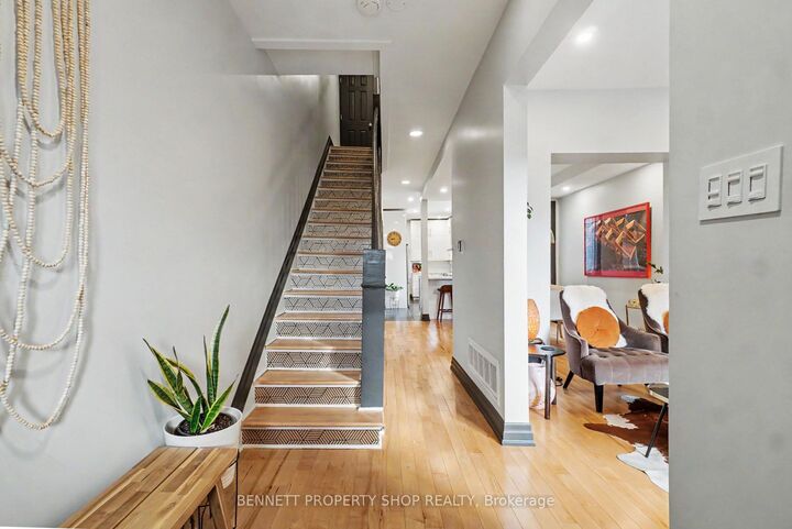 Property Photo:  273 Arlington Avenue  ON K1R 5T1 