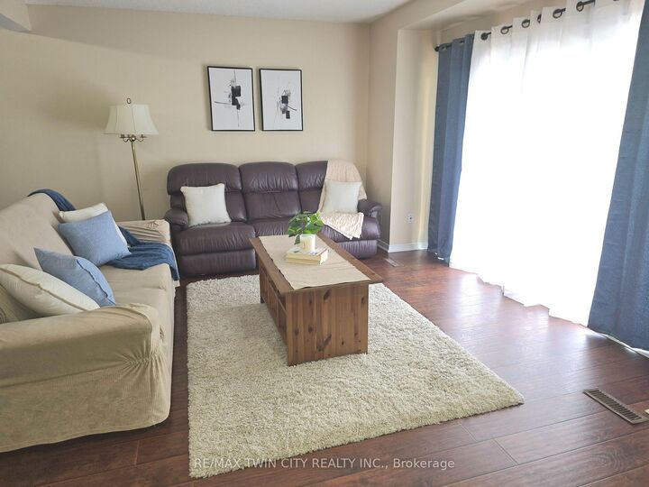 Property Photo:  250 Keats Way 6  ON N2L 6J5 