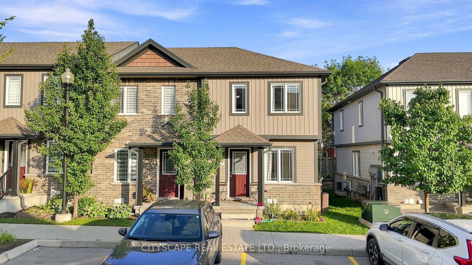 Property Photo:  350 Dundas Street S 37  ON N1T 0C9 