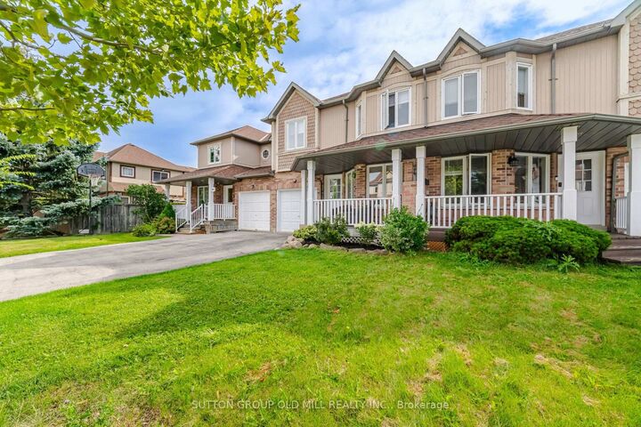Property Photo:  5318 Bushelgrove Circle  ON L5M 6C6 