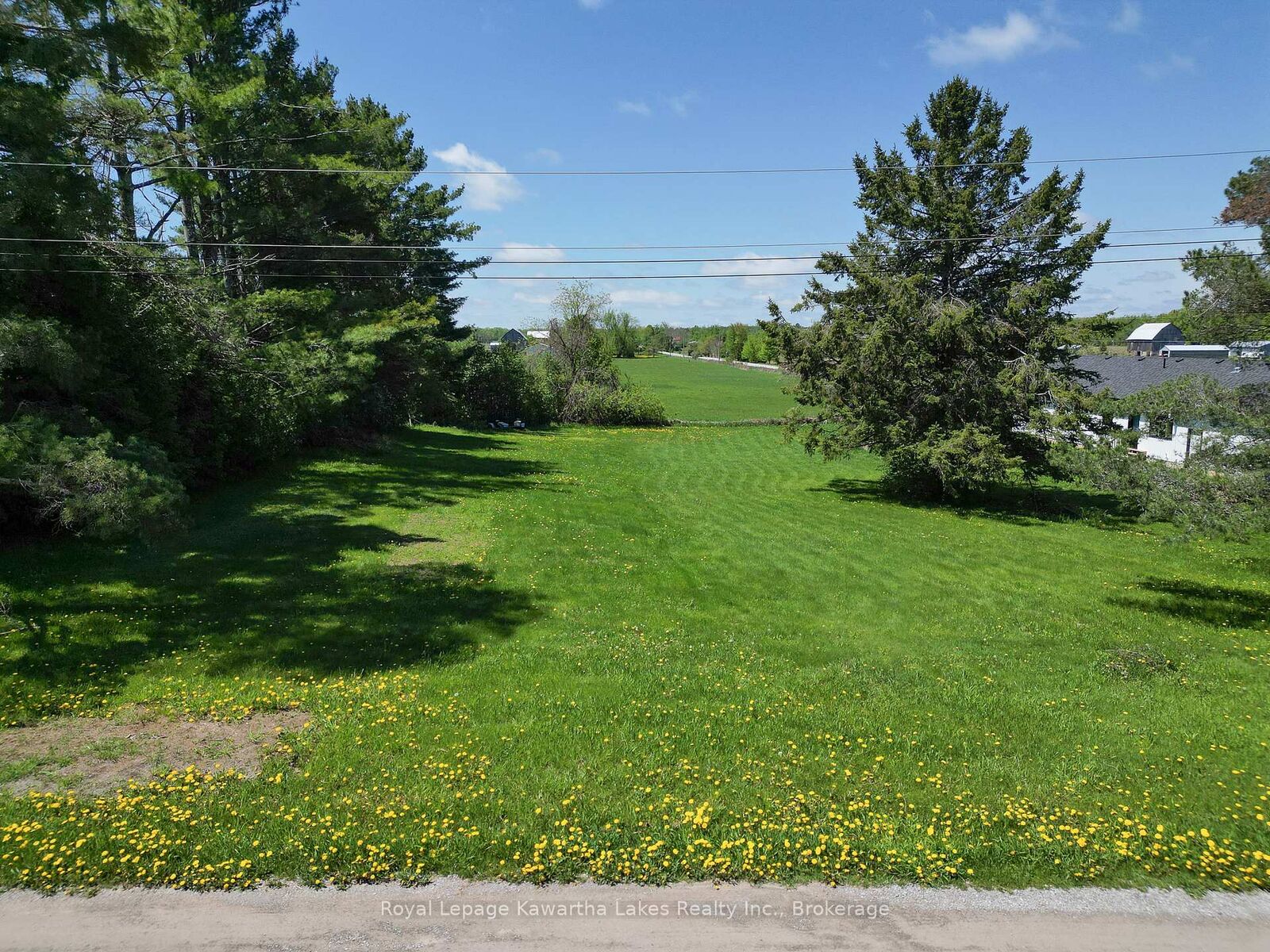 Property Photo:  8 Fulsom Crescent  ON L3V 0H5 