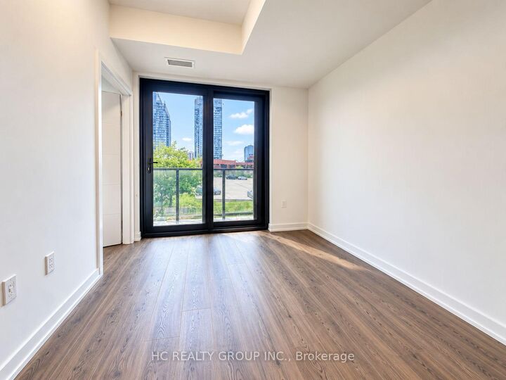 Property Photo:  30 Francis Street S 208  ON N2G 0H1 