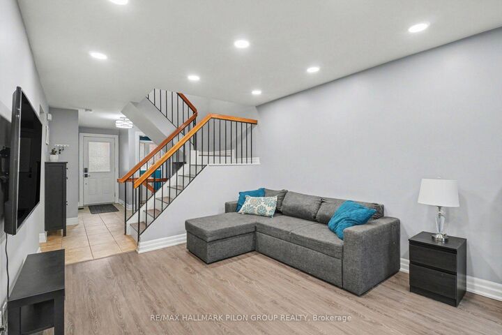Property Photo: 106 Valley Stream Drive B ON K2H 9E1