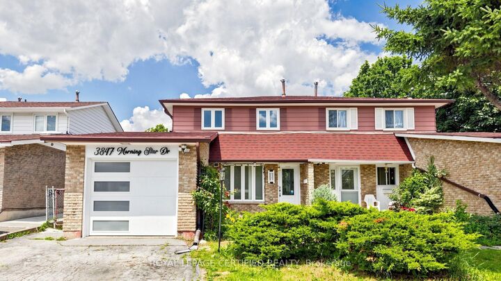 Property Photo:  3847 Morning Star Drive  ON L4T 3K2 