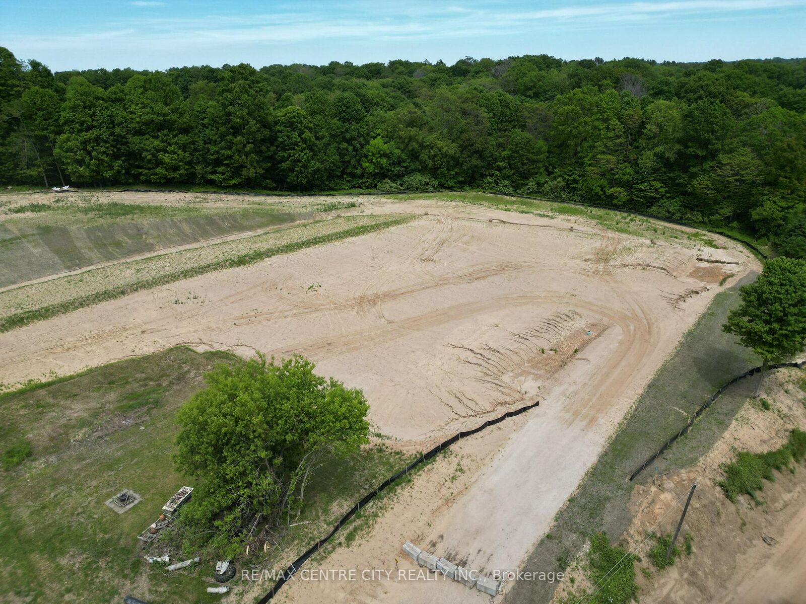 Property Photo:  4464 Thomas Road  ON N5L 1J2 