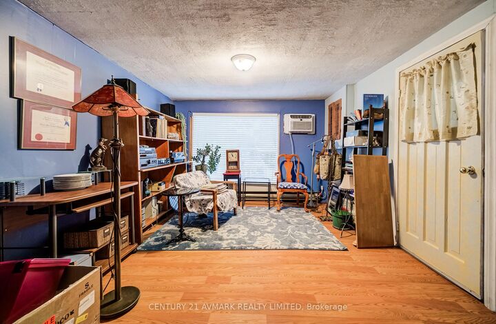 Property Photo:  803 Foss Road  ON L0S 1C2 