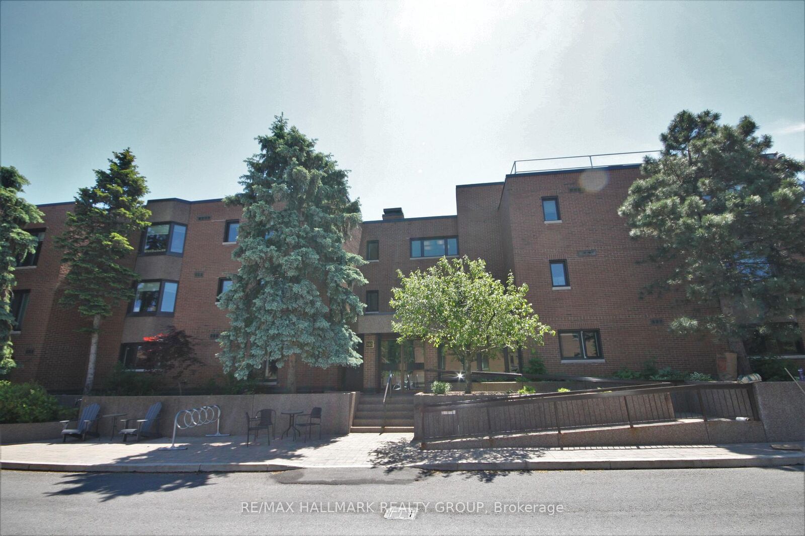 Property Photo:  263 Botanica Private 77  ON K1Y 4P9 