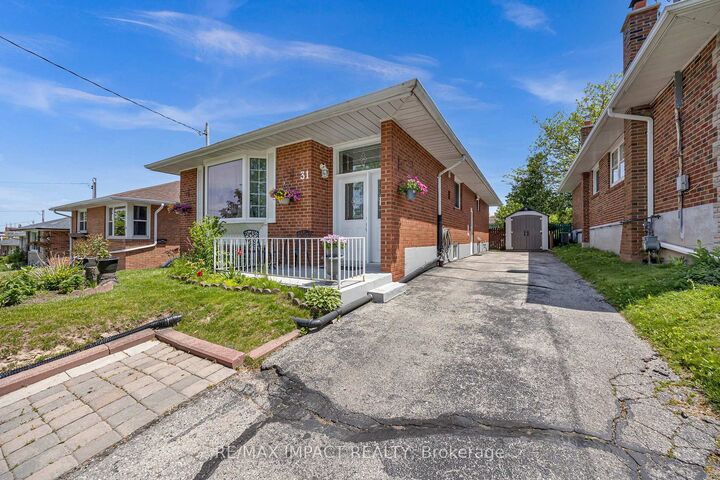 Property Photo:  31 Kilbride Road  ON M1J 1X6 