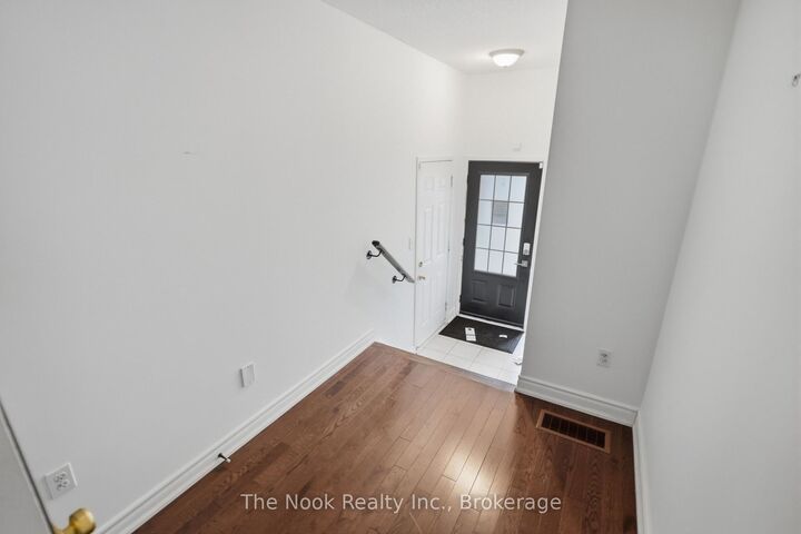 Property Photo:  27 Blunden Road  ON L1Z 0K9 
