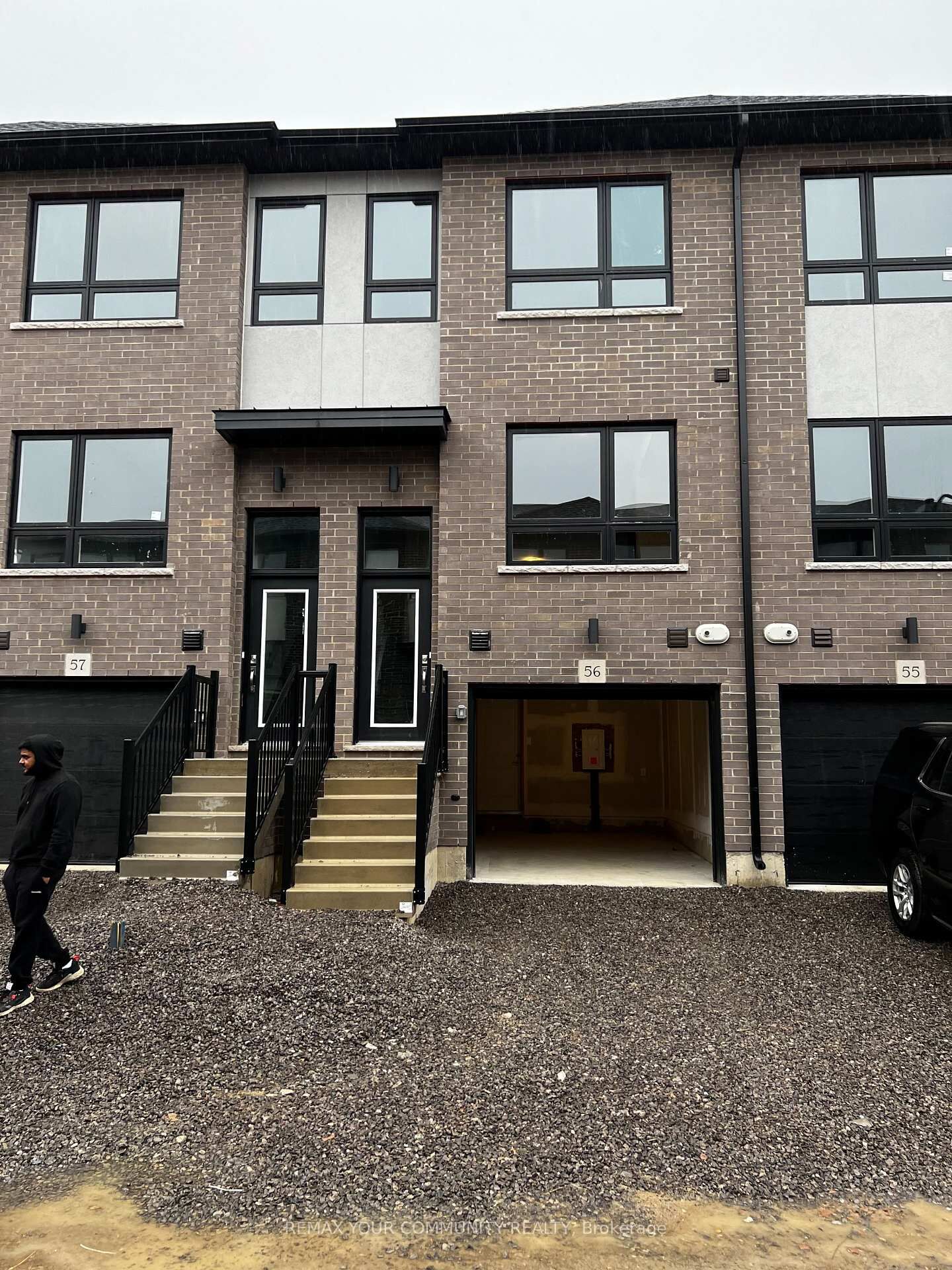 Property Photo:  720 Grey Street 56  ON N3S 0K2 
