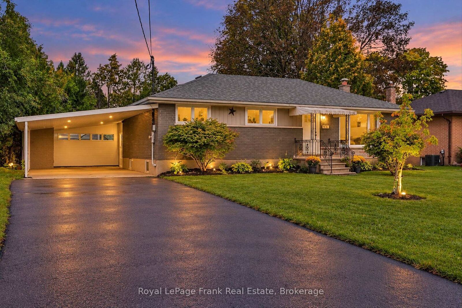Property Photo:  19 Daleview Avenue  ON K9J 1L6 