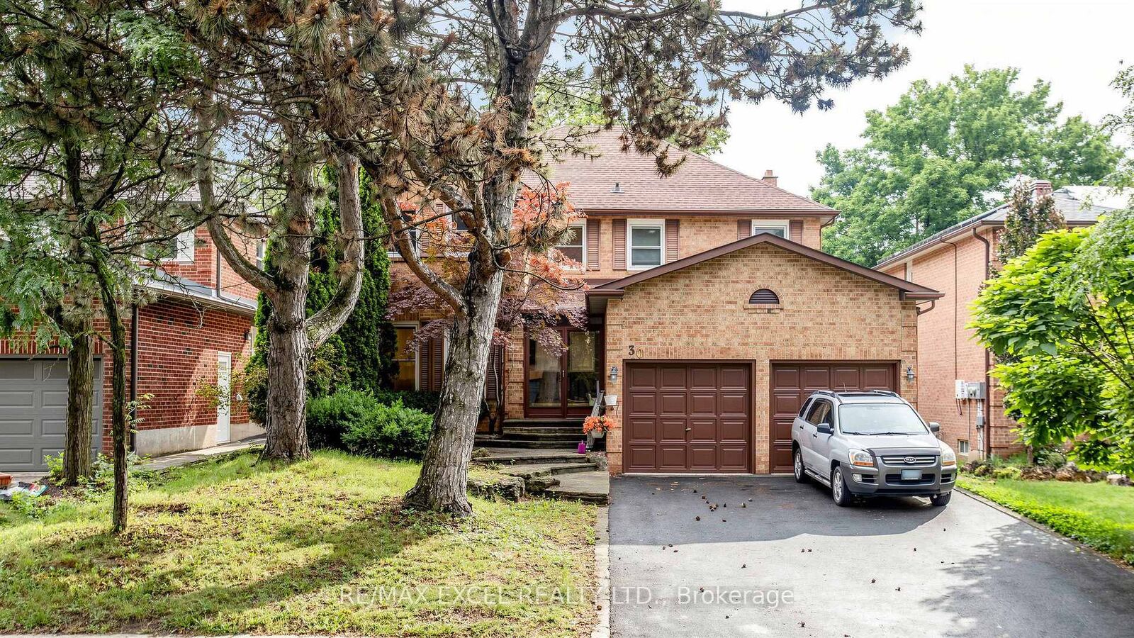 Property Photo:  30 Lambert Road  ON L3T 7E4 