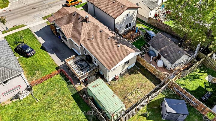 Property Photo:  610 Steele Street  ON L3K 4Y7 