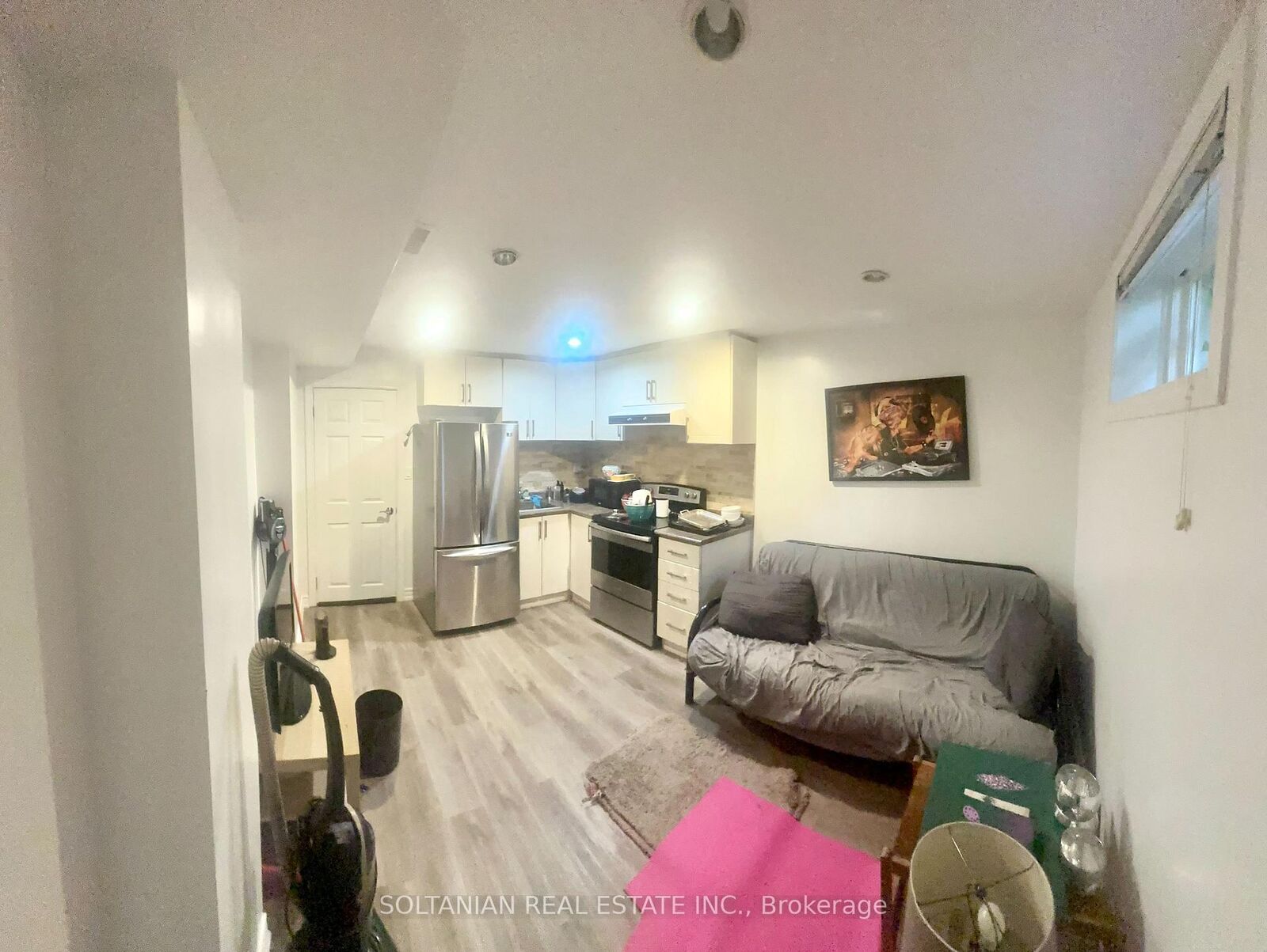 Property Photo:  288 Connaught Avenue Bsmt  ON M2R 2L9 