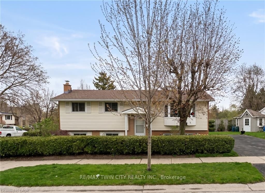 Property Photo: 602 Highpoint Avenue ON N2L 4N1
