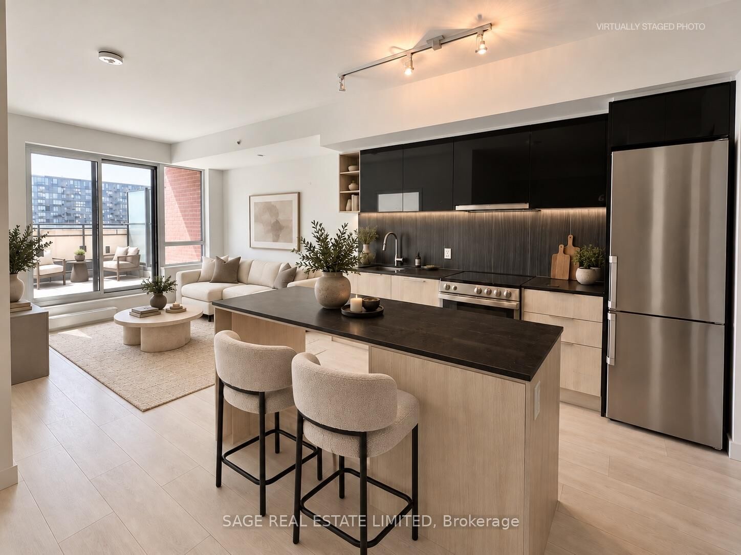 Property Photo:  31 Tippett Road 730  ON M3H 0C8 