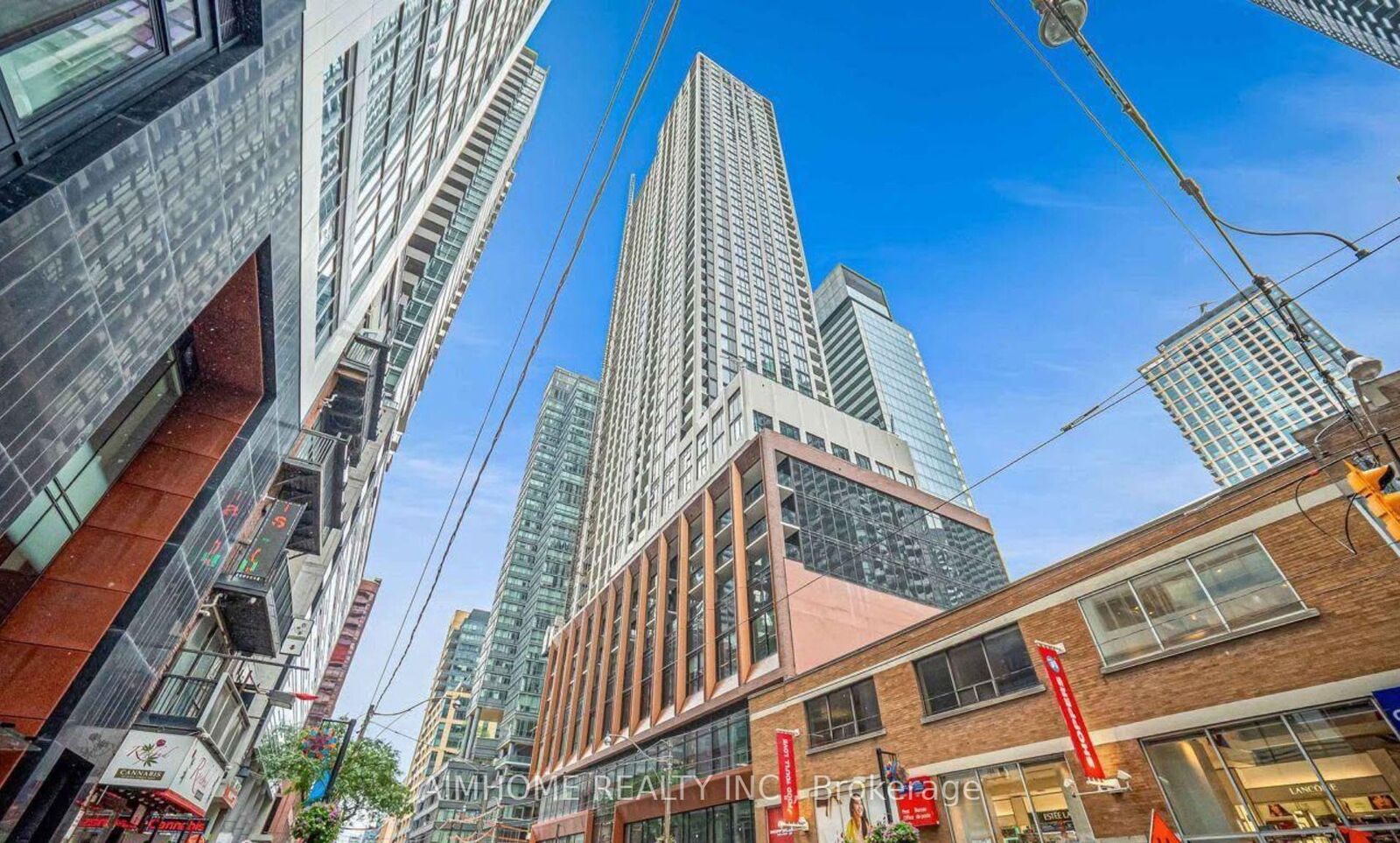 Property Photo:  400 King Street W 2422  ON M5V 0X8 