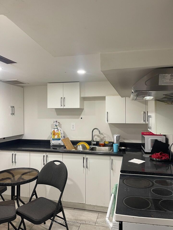 Property Photo: 56 Harris Park Drive ON M1L 3A7