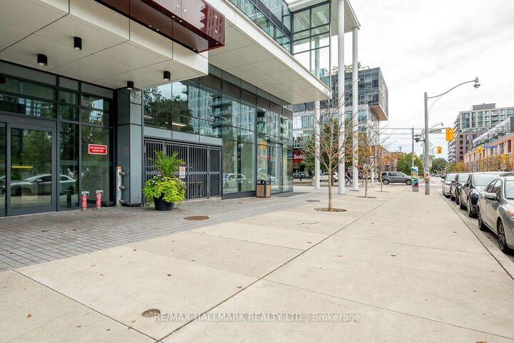 Property Photo:  225 Sumach Street 405  ON M5A 0P8 