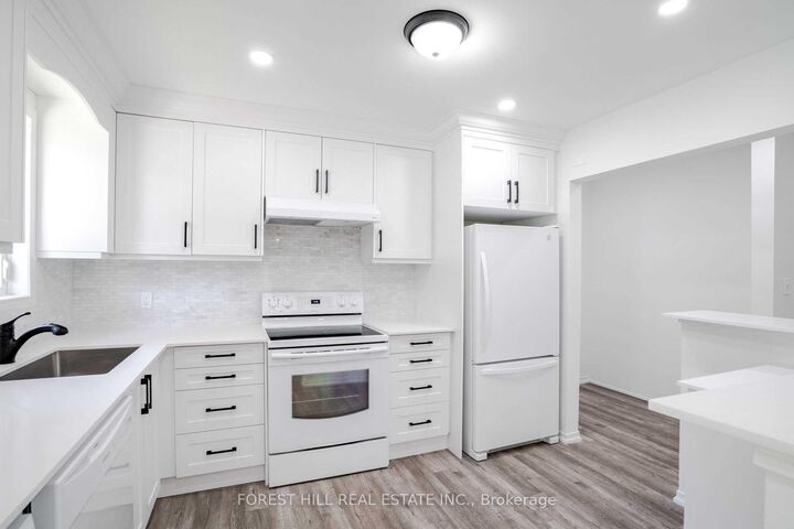 Property Photo:  18 Shannon Street Upper  ON L3V 7K2 