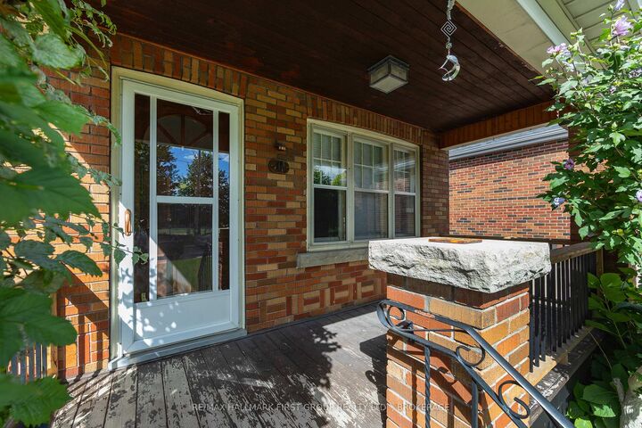 Property Photo:  49 Park Street  ON K7L 1J7 