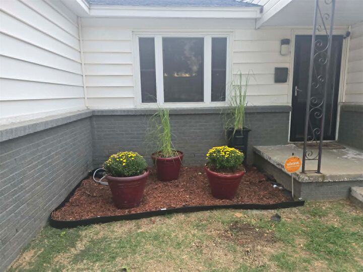 Property Photo: 1729 S Maplewood Avenue OK 74112
