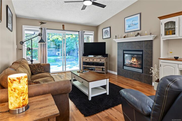 Property Photo:  2962 Caswell St  BC V0R 1K3 