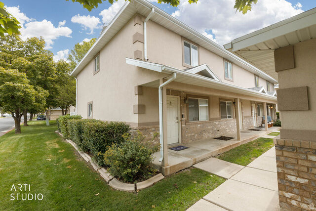 Property Photo: 2421 N 400 E P1 UT 84414