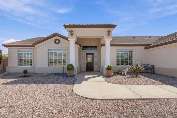 Property Photo:  4104 Quarter Circle Way  AZ 86401 