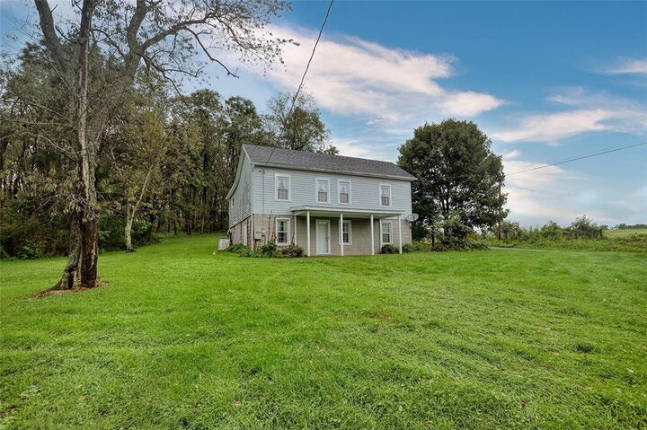 Property Photo:  23 Ridge Road  PA 15312 