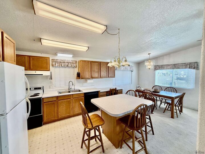 Property Photo: 11306 S Bonnie Ave AZ 85367
