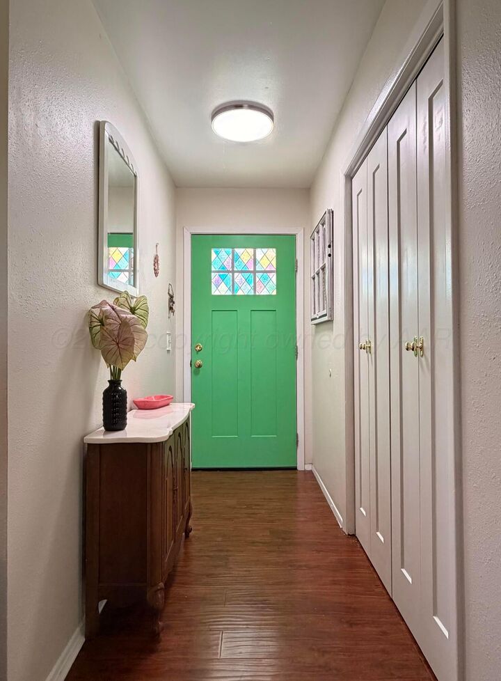 Property Photo: 1103 Alta Vista Street TX 79106