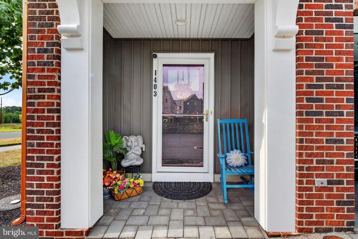 Property Photo: 1403 Woolford Way PA 17055