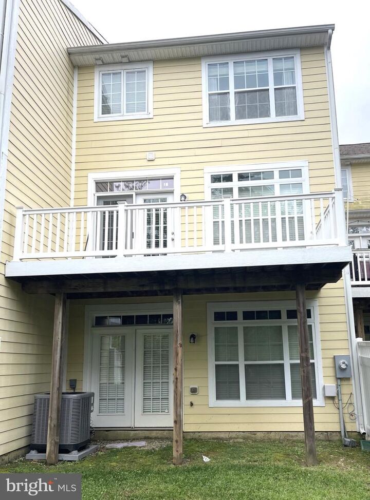 Property Photo:  211 Monroe Point Drive  VA 22443 