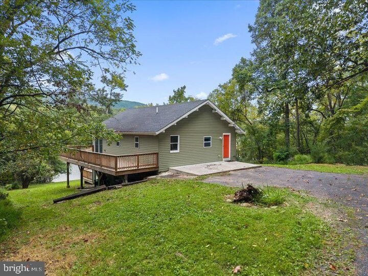 Property Photo:  129 Rappahannock Trail  VA 22602 