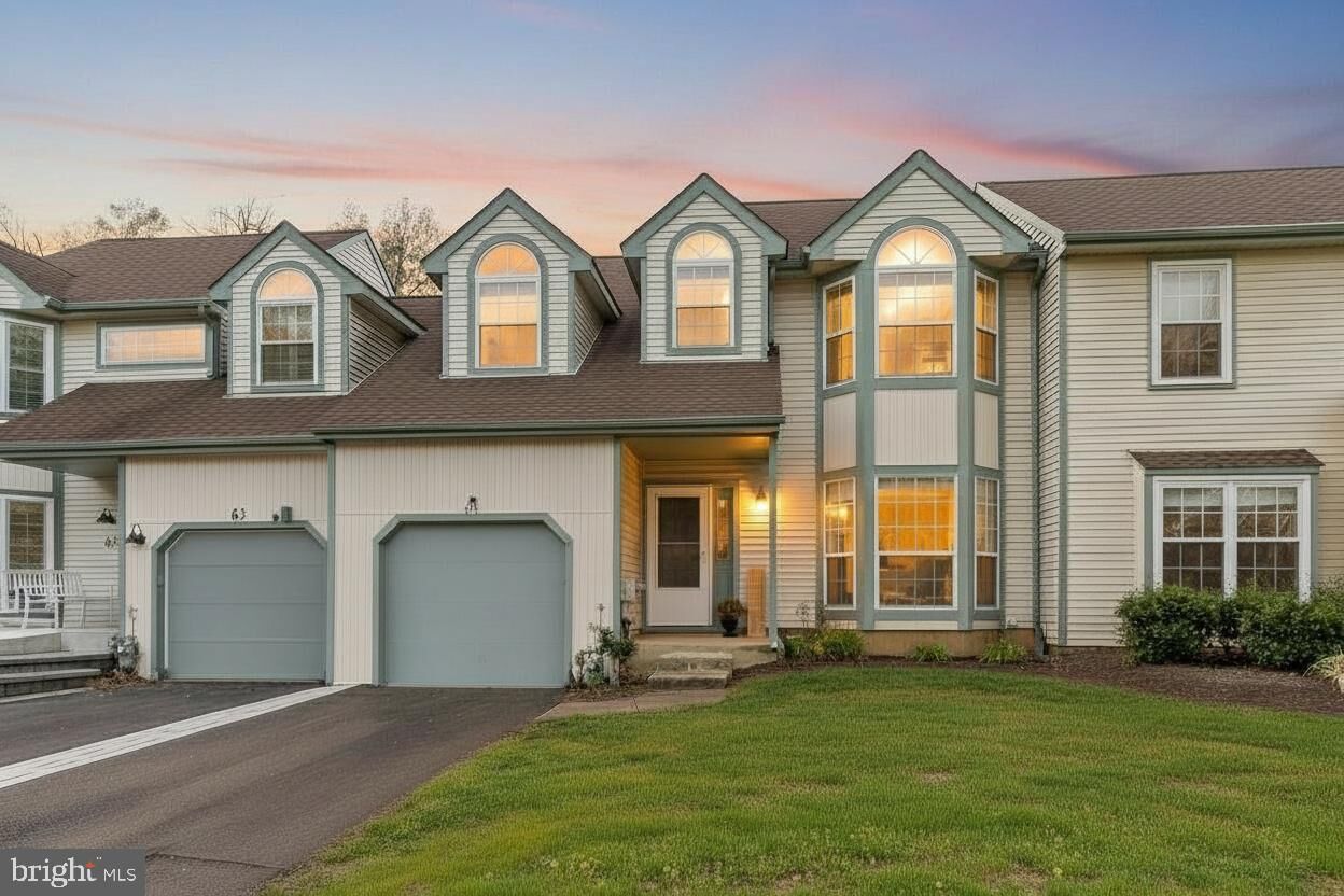 Property Photo:  64 Laurel Circle  PA 18940 