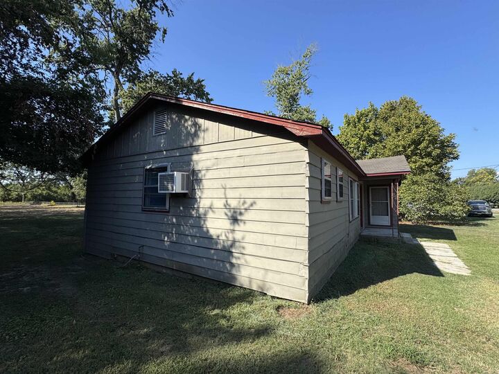 Property Photo:  335 Walnut Avenue  AR 72324 