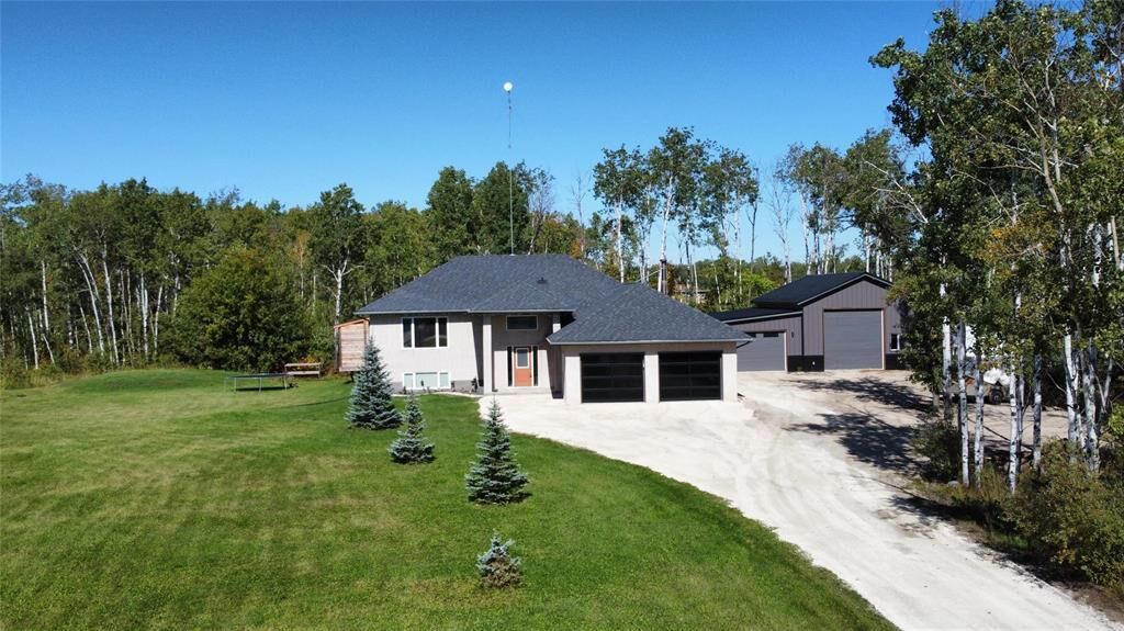 Property Photo:  49 Brooklyn Bay  MB R0A 0W2 