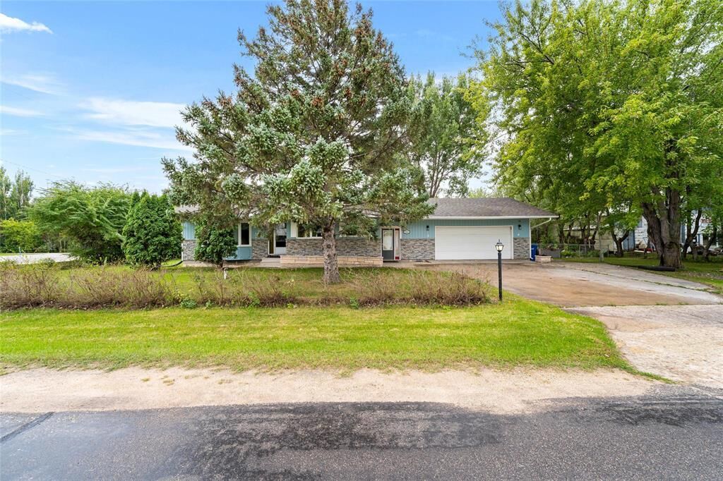 Property Photo:  246 4th Street South  MB R0A 0A2 