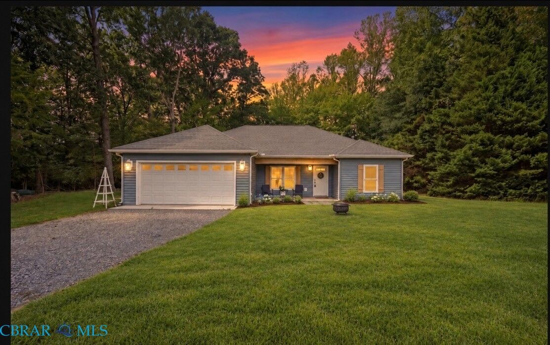 Property Photo: 366 Pipe N Tree Drive VA 23071
