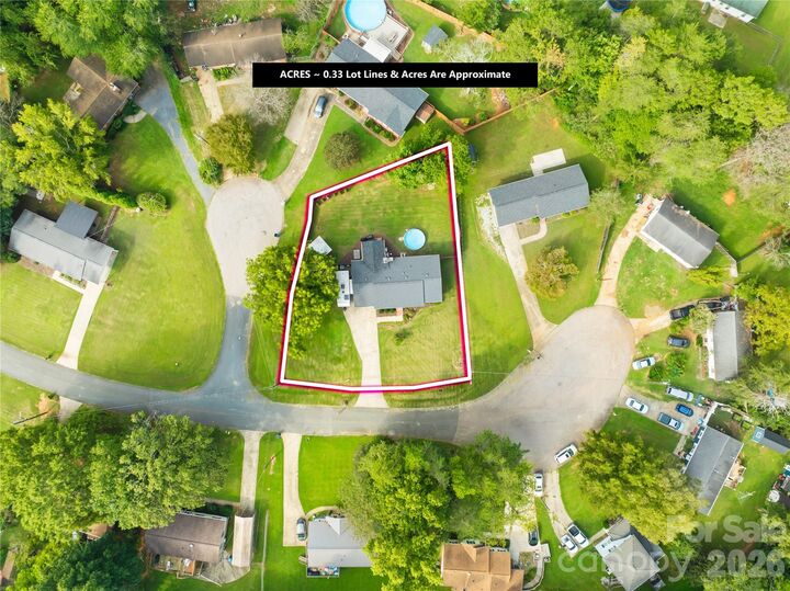 Property Photo: 508 Woodland Drive NC 28138