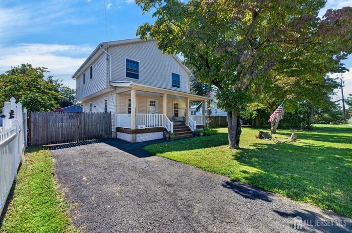 Property Photo:  488 Harris Avenue  NJ 08846 