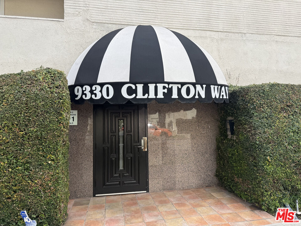 Property Photo: 9330 Clifton Way, Unit 105 CA 90210