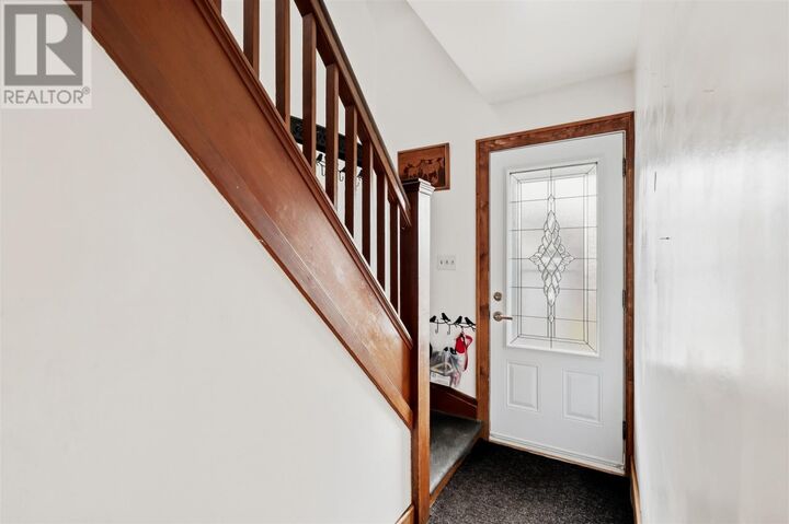 Property Photo: 60 Dennis St ON P6A 2W9