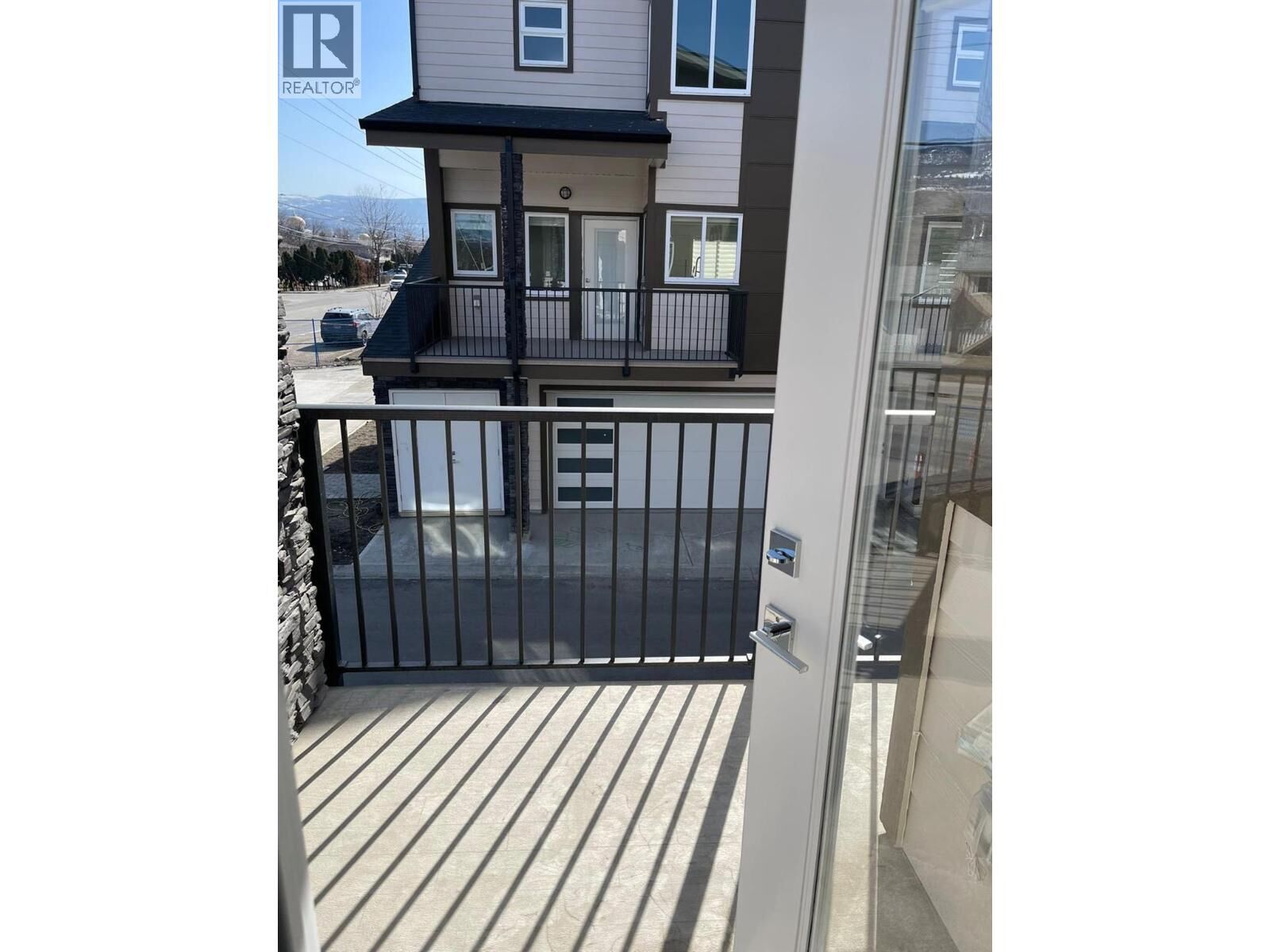 Property Photo: 1354 Rutland Road North 1 BC V1X 0C2