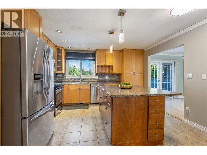 Property Photo:  2882 Calhoun Crescent  BC V2N 5J9 