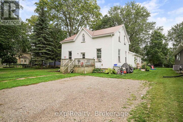 Property Photo: 67 Railway Street ON N0K 1W0