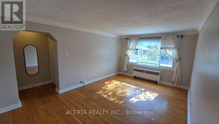 Property Photo:  649 Cole Avenue South 3  ON K2A 2B6 