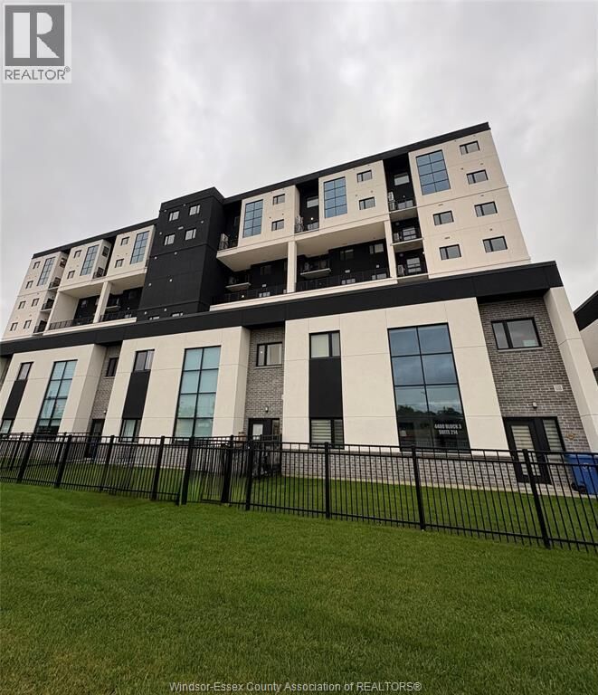 Property Photo:  4400 Laurier 601  ON N9H 0R1 